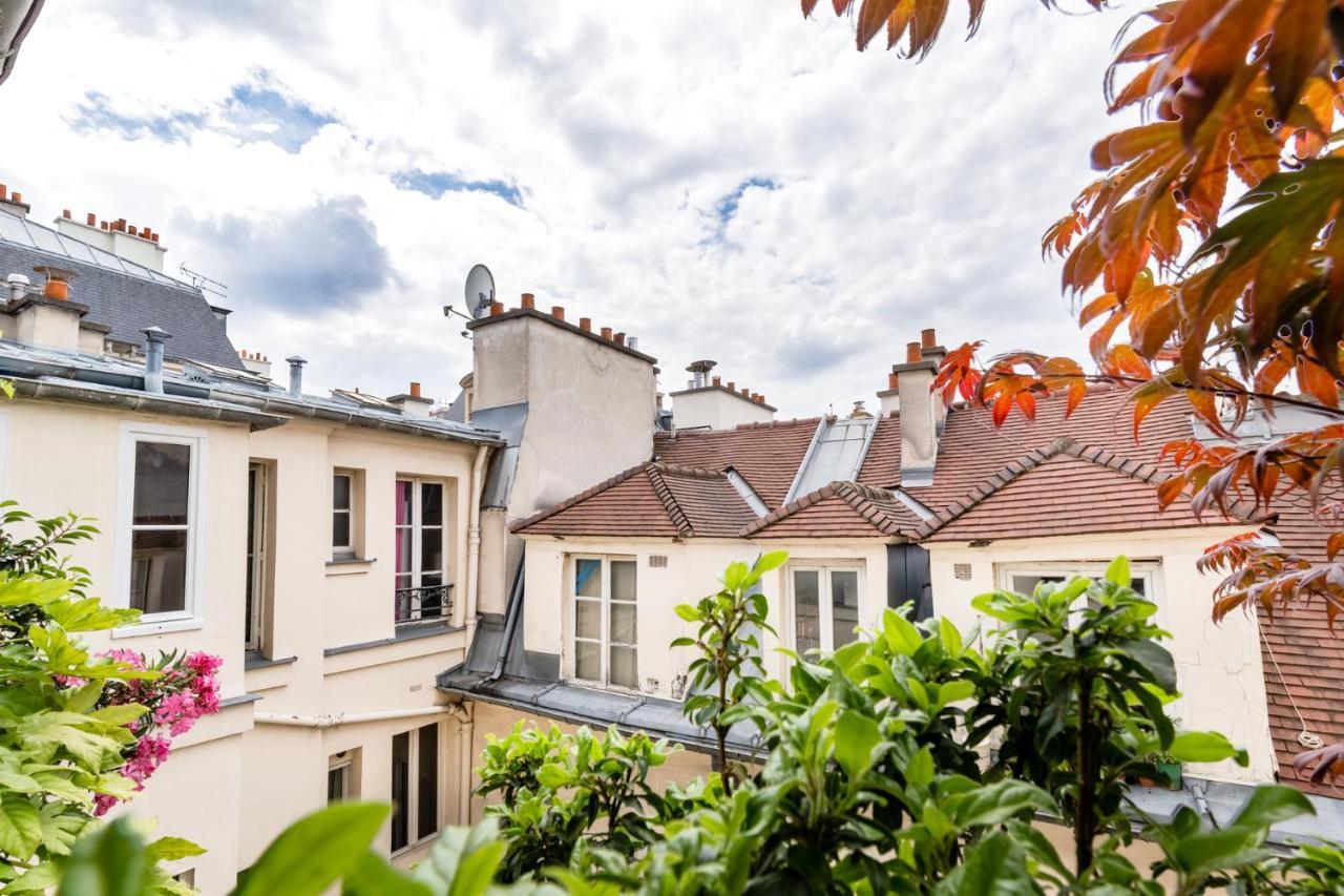 Famous Parisian Designer'S Pied-A-Terre In Le Marais Apartment Exterior photo